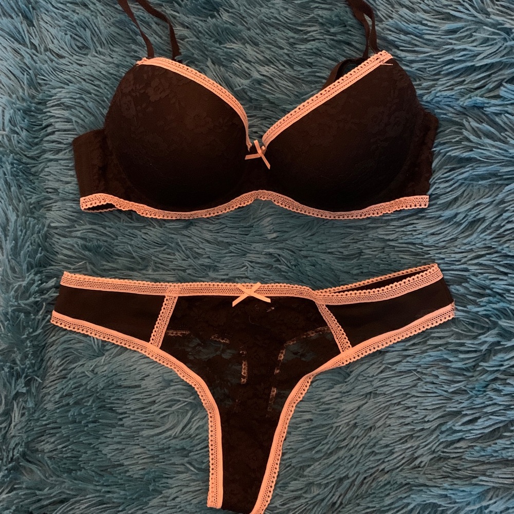 Bras N Things - Bra and Thong Set